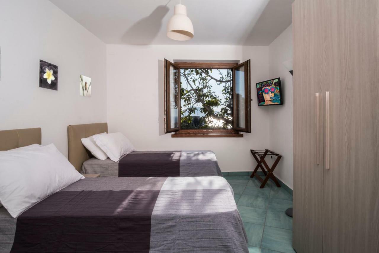 Villa D'Amare Capri View 马萨鲁布朗斯 外观 照片