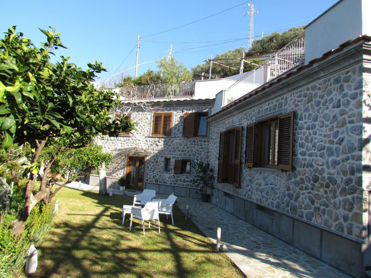 Villa D'Amare Capri View 马萨鲁布朗斯 外观 照片