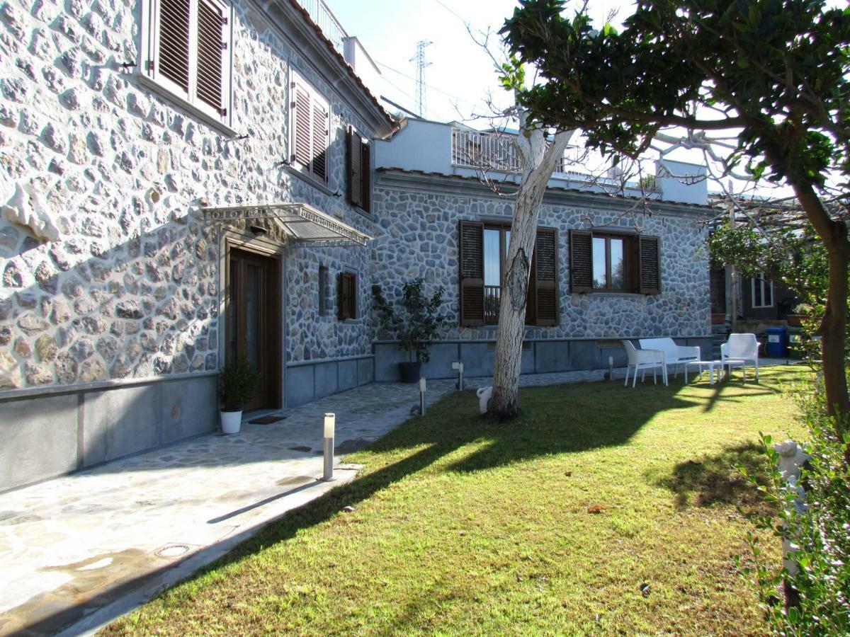 Villa D'Amare Capri View 马萨鲁布朗斯 外观 照片