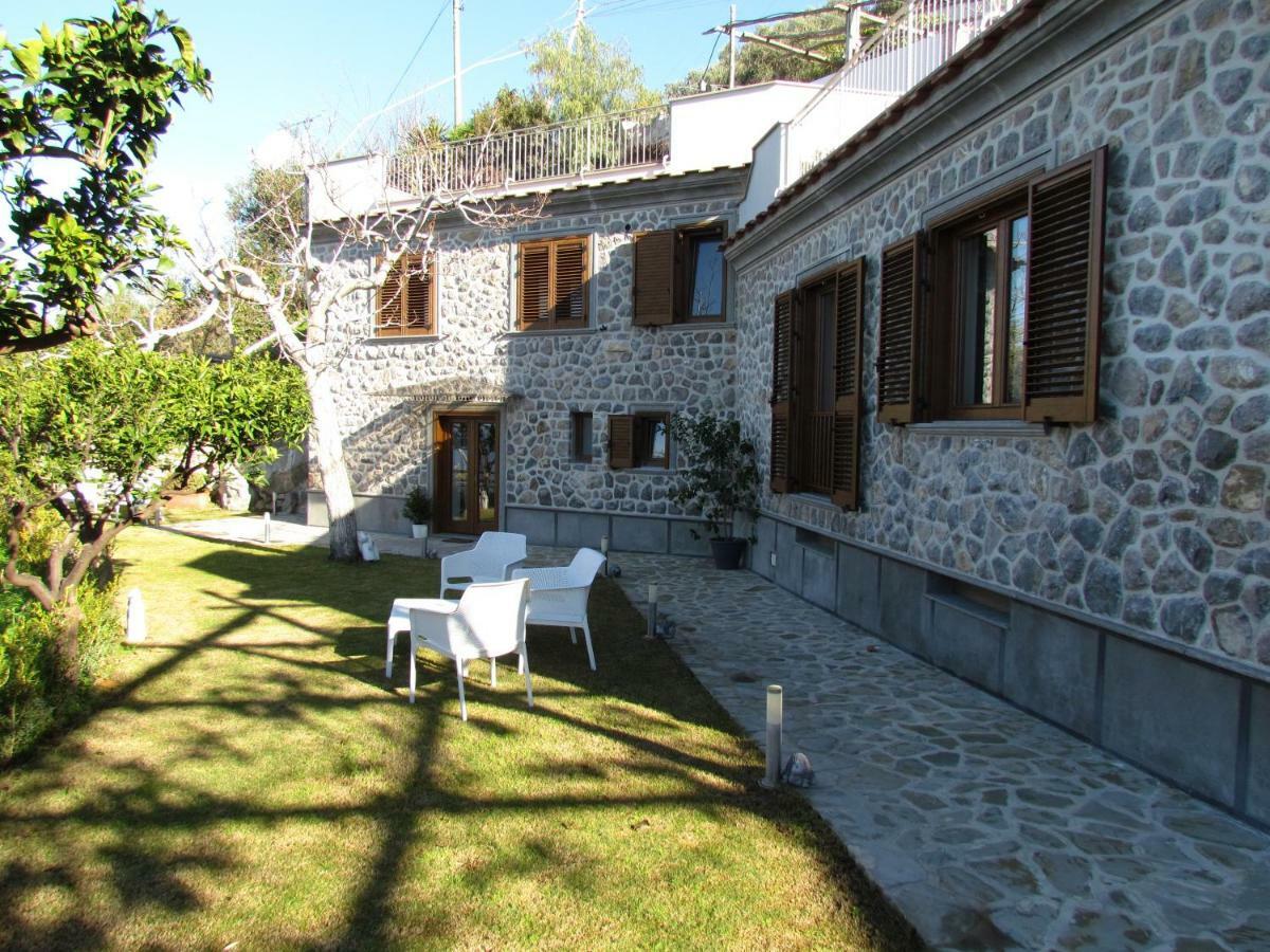 Villa D'Amare Capri View 马萨鲁布朗斯 外观 照片